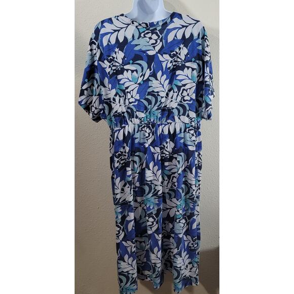White Stag Blue White Floral Faded Print A Line Dress XXL Lightweight Stretchy - Picture 3 of 5